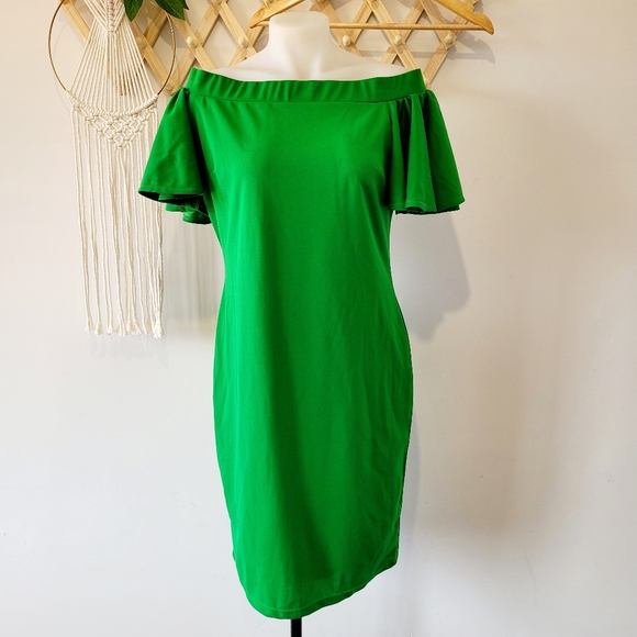 Teaberry Dresses & Skirts - TEABERRY Emerald Green Off Shoulder Dress (s14)NWT